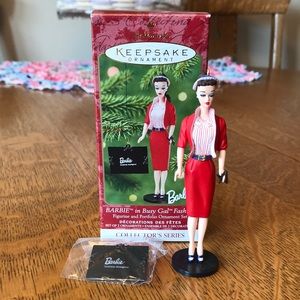[Hallmark] Barbie in Busy Gal Fashion. 2001.